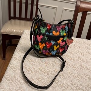 Disney Dooney and Bourke Balloons Crossbody❤️💚❤️🖤PRICE FIRM